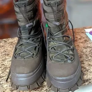 Unisex winter boots thick sole  brand size 9/42 ASOS DESIGN Men main image 3
